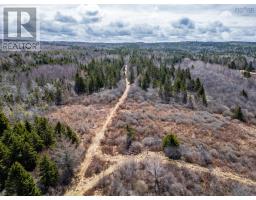 Eat in kitchen - 9030 Highway 101, Brighton, NS B0V1A0 Photo 4