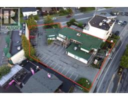 4500 West Saanich Rd, Saanich, BC V8Z5L3 Photo 4