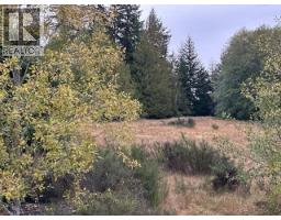Foyer - 5628 Tanner Ave, Powell River, BC  Photo 2