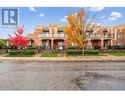 Living room - 23 White Oaks Road, Barrie, ON L4N5A2 Photo 2
