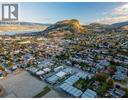 Primary Bedroom - 11110 Quinpool Road Unit 13, Summerland, BC V0H1Z5 Photo 2