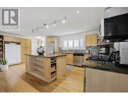 Bedroom - 10 Allen Drive N, Wasaga Beach, ON L9Z1K5 Photo 5