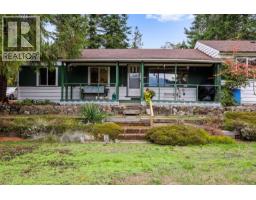 Living room - 3296 Denman Rd, Denman Island, BC V0R1T0 Photo 4