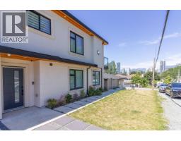 3087 Royal Oak Avenue, Burnaby, BC V5G4H5 Photo 2