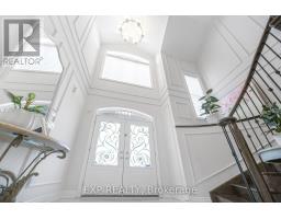 Family room - 25 Ladder Crescent, East Gwillimbury, ON L9N0N8 Photo 5