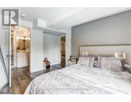 Kitchen - 40 Dawnridge Trail, Brampton, ON L6Z2A1 Photo 4