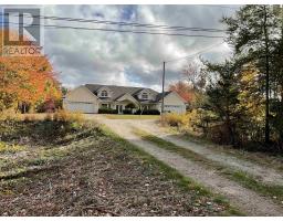 202 Mood Road, Summerville, NS B5A5J4 Photo 5