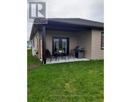 Living room - 2 255 Albert Street, Huron East, ON N0G1H0 Photo 5