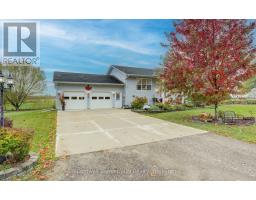 Living room - 083768 Southgate Rd 8, Southgate, ON N0G2L0 Photo 3