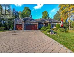 Family room - 10145 Merrywood Drive, Lambton Shores, ON N0M1T0 Photo 5