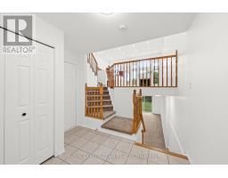 137 Macassa Circle, Image 2