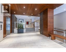 Kitchen - 707 44 Bond Street W, Oshawa, ON L1G6R2 Photo 2