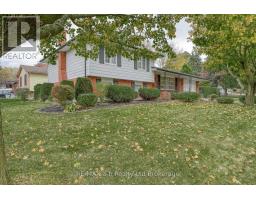 Foyer - 1 Golden Place, Ingersoll, ON N5C3N5 Photo 2