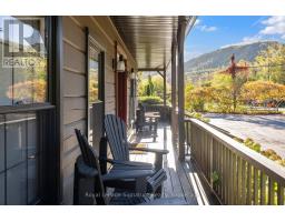 Bedroom 5 - 133 Old Lakeshore Road, Blue Mountains, ON N0H1J0 Photo 4