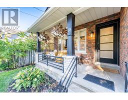 Kitchen - 18 Centreview Street, Clarington, ON L0B1M0 Photo 3