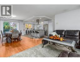 Kitchen - 2043 Valley View Dr, Courtenay, BC V9N8M4 Photo 4