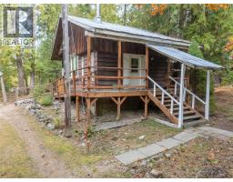 4540 Eagle Bay Road, Eagle Bay, BC V0E1T0 Photo 3