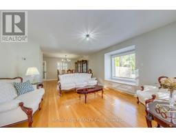 Bedroom - 1397 Helen Court, Oakville, ON L6L6J9 Photo 4