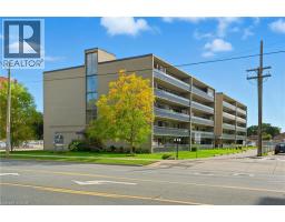 Bedroom - 510 Queenston Road Unit 103, Hamilton, ON L8K1J3 Photo 2