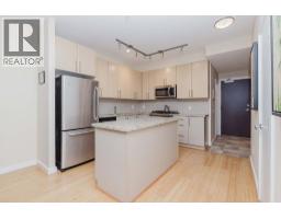 241 5160 Davis Bay Road, Sechelt, BC V7Z0H3 Photo 5