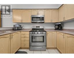 Bathroom - 1 430 Mapleview Drive E, Barrie, ON L4N0H4 Photo 5