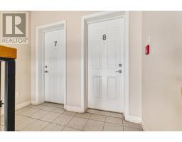 8 188 Paseo Private, Image 2