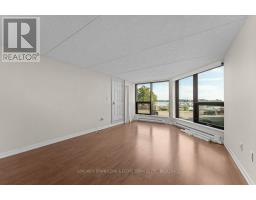 Bedroom 2 - 105 50 Market St Street, Gananoque, ON K7G2M3 Photo 5