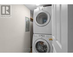 Primary Bedroom - 105 50 Market St Street, Gananoque, ON K7G2M3 Photo 4