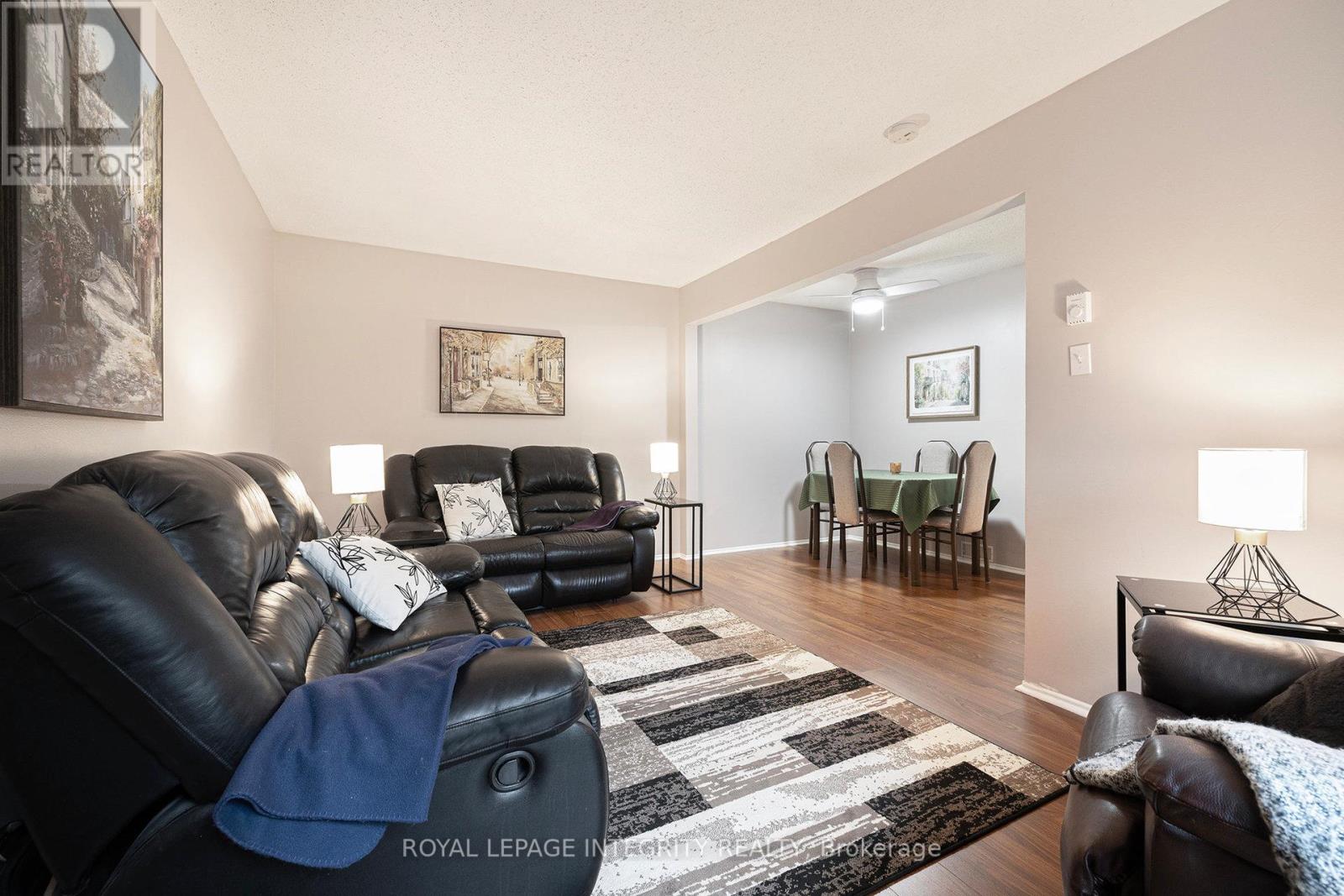 69 142 Salter Crescent