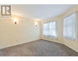 Bedroom 2 - 14 410 Burwell Road, St Thomas, ON N5P4N6 Photo 4