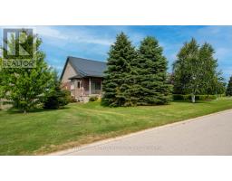 Family room - 13315 Westbury Drive, Malahide, ON N0L2J0 Photo 2