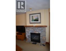 Primary Bedroom - 2080 Summit Drive Unit 104 Lot 3, Panorama, BC V0A1T0 Photo 2