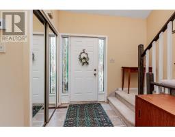 Living room - 25 Riverview Road, New Tecumseth, ON L9R1R9 Photo 3