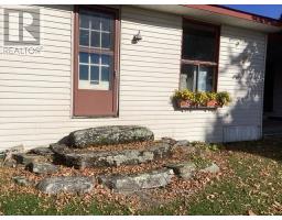 38 Hamilton Island Road, South Glengarry, ON K0C2E0 Photo 2