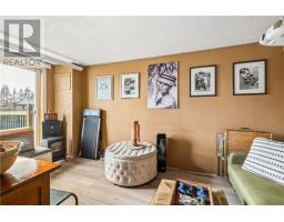 Kitchen - 5 Rutland, Warren, ON P0H2N0 Photo 4