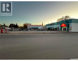 101 Sidney Street, Maple Creek, SK S0N1N0 Photo 3