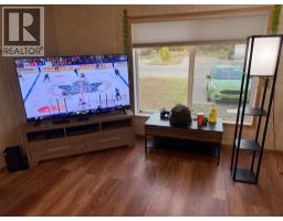 4pc Bathroom - 7921 97 Avenue, Peace River, AB T8S1W6 Photo 3