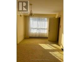 2 Royal Oak Drive, Toronto, ON M3C2M2 Photo 5