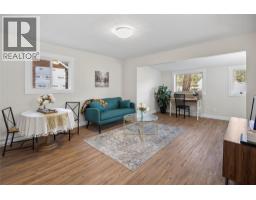 Primary Bedroom - 8127 Donaldson Drive, Grand Forks, BC V0H1H2 Photo 5