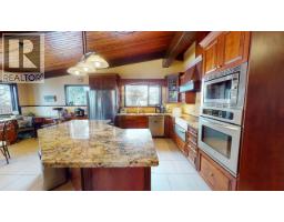 Bedroom - 2545 6 Highway, Lumby, BC V0E2G1 Photo 5