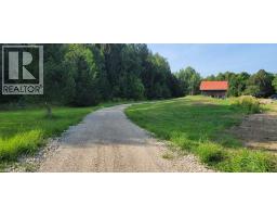 50 Scotts Bluff Road, Evansville, ON P0P1E0 Photo 5