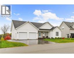 3pc Bathroom - 17 Louis Arthur, Dieppe, NB E1A9M5 Photo 2