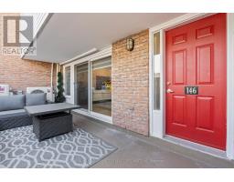 Dining room - 146 Milestone Crescent, Aurora, ON L4G3M2 Photo 2