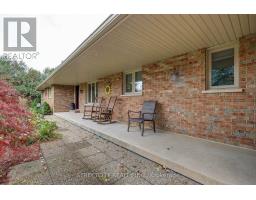 Kitchen - 37456 Talbotline Line, Southwold, ON N0L2E0 Photo 5