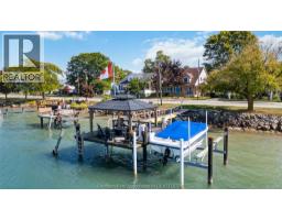 Great room - 4256 St Clair Pkwy Parkway, Port Lambton, ON N0P2B0 Photo 4