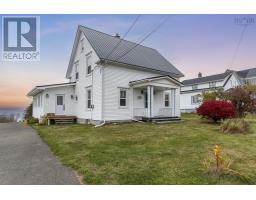 Foyer - 3597 Highway 1, Digby, NS B0W3T0 Photo 2