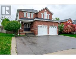 Bathroom - 609 Ackerman Crescent, Peterborough, ON K9K2S5 Photo 2