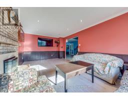 Kitchen - 3346 Palmer Drive, Burlington, ON L7M1Y9 Photo 4