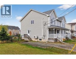 4pc Bathroom - 123 Hampton Street, Moncton, NB E1G5H2 Photo 4