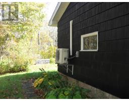 Bedroom - 85 School Street, Liverpool, NS B0T1K0 Photo 4